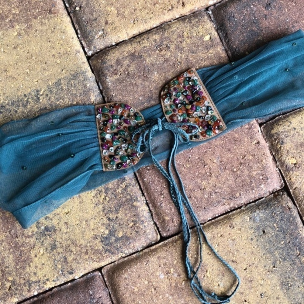 Vintage unique teal faux leather embellished belt - Picture 6 of 10